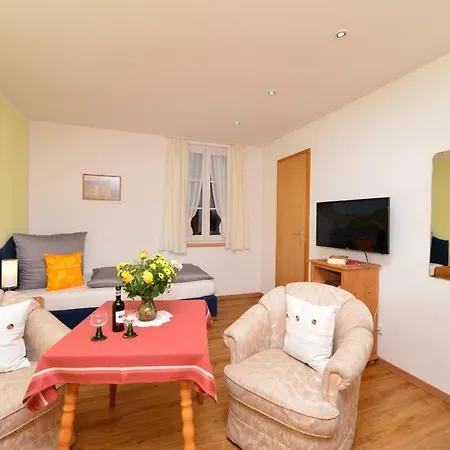 Pensión Gaestehaus Maxheim 2*